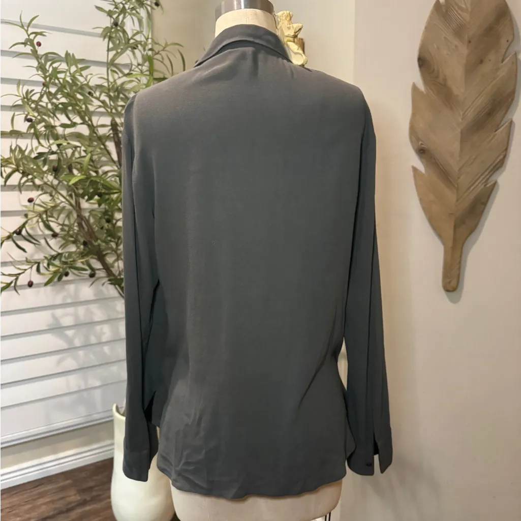 Elegant Gray Women's Top - Image 2