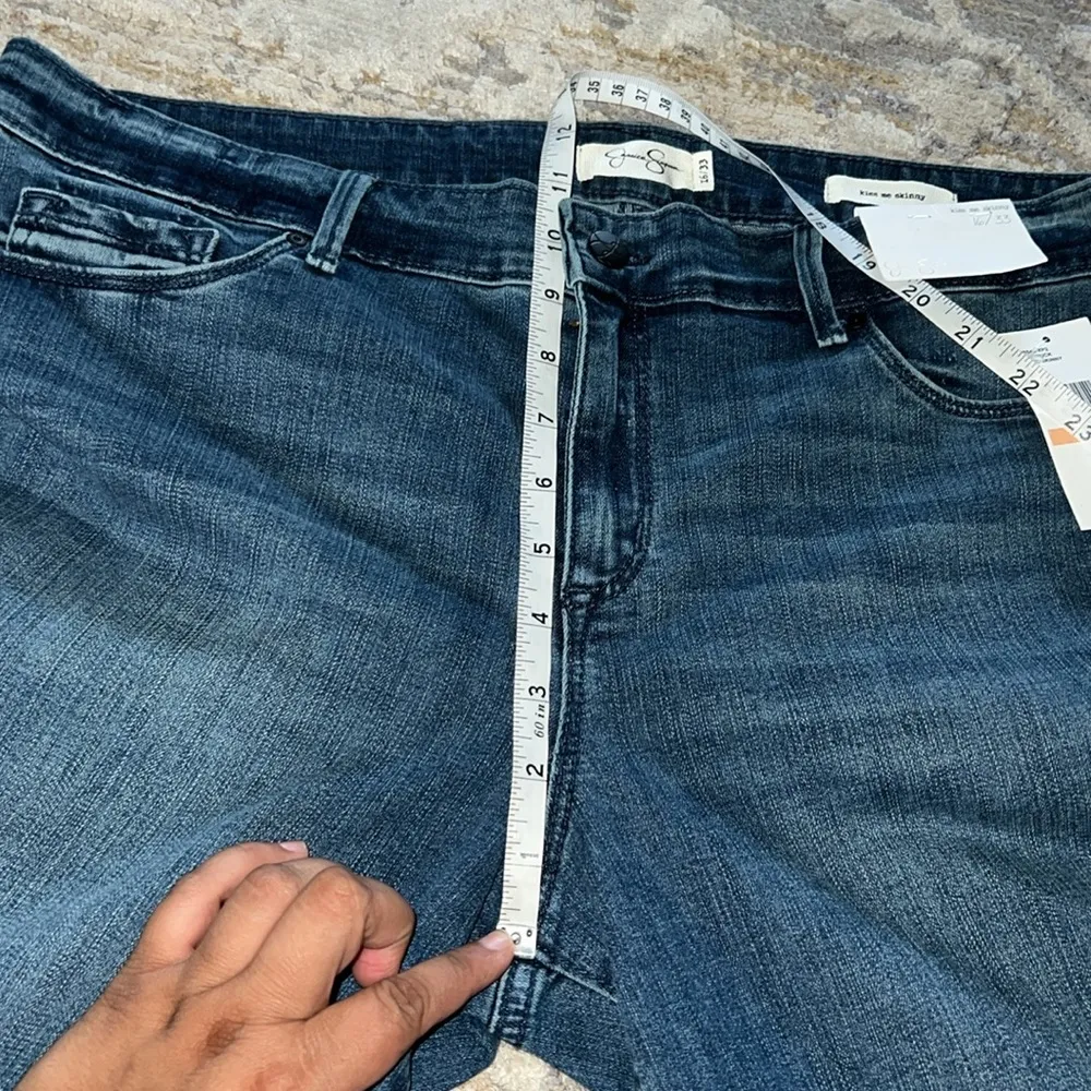 Jessica Simpson kiss me skinny jeans 16/33 NWT - Image 9