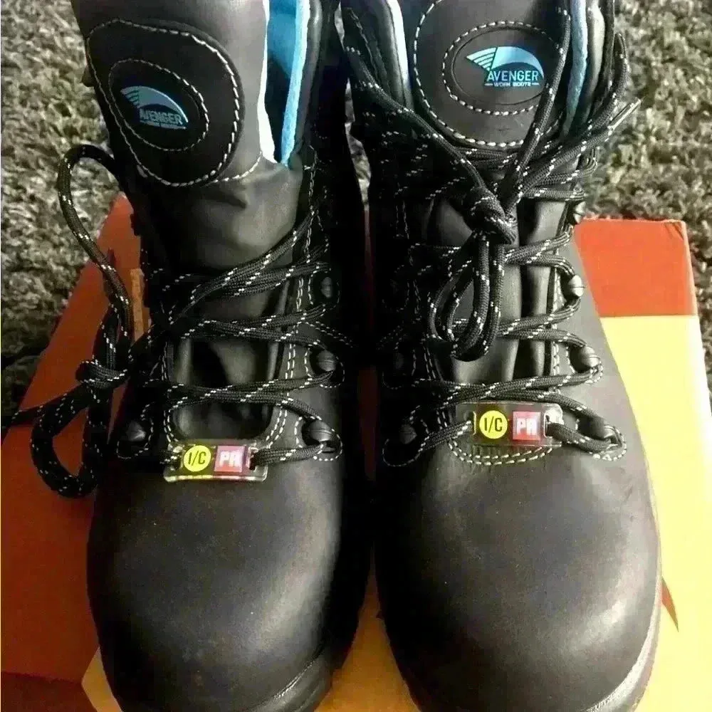 AVENGER WORK BOOTS WOMENS WORK BOOTS SIZE 9 bout true size Blue - Image 4