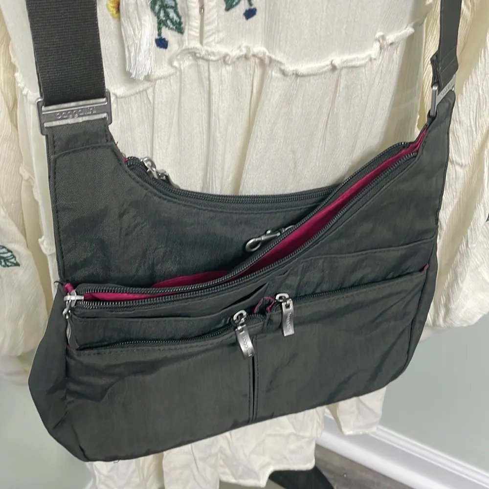 Baggallini Charcoal Crossover Crossbody Bag - Image 3