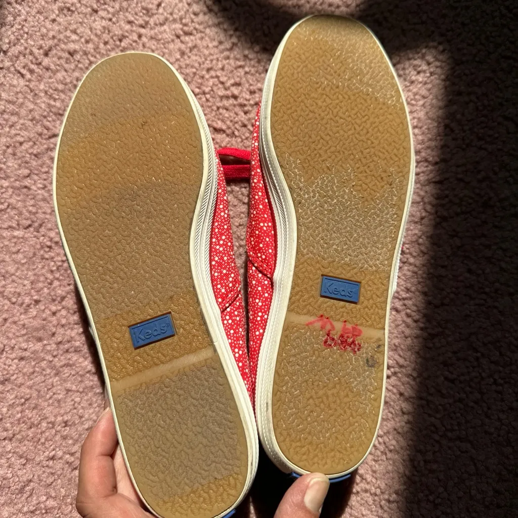 NWT Keds Women’s 7.5 Polka Dot Sneakers Canvas White and Red - Image 6