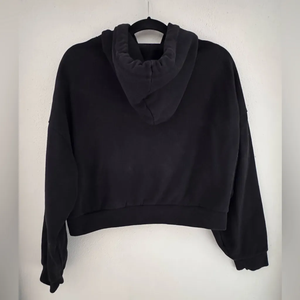 GAP Black VintageSoft Cropped Hoodie Size S - Image 3