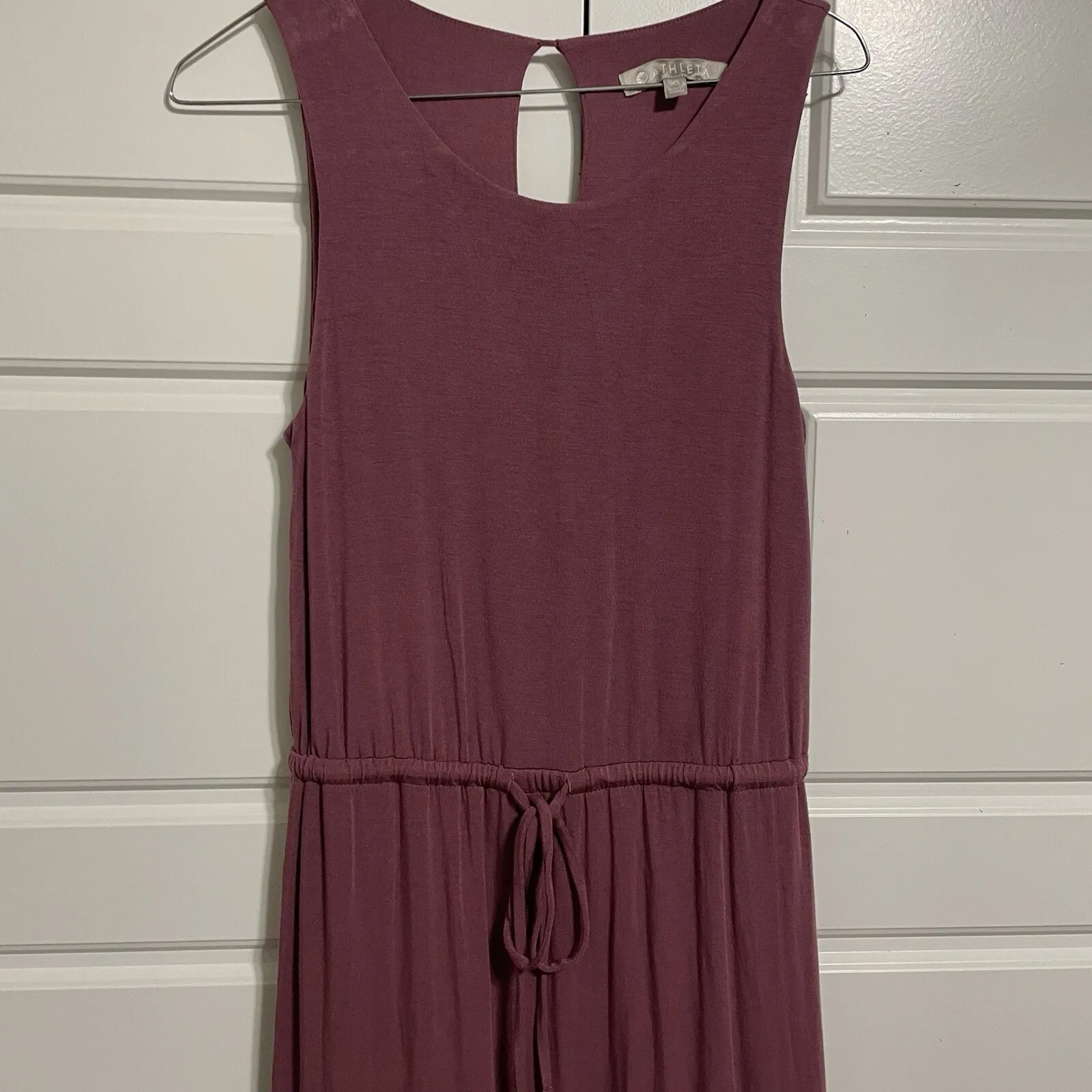 Athleta Burgundy Sleeveless Maxi Dress Casual With Tie Belt Size‎ Medium - Image 5