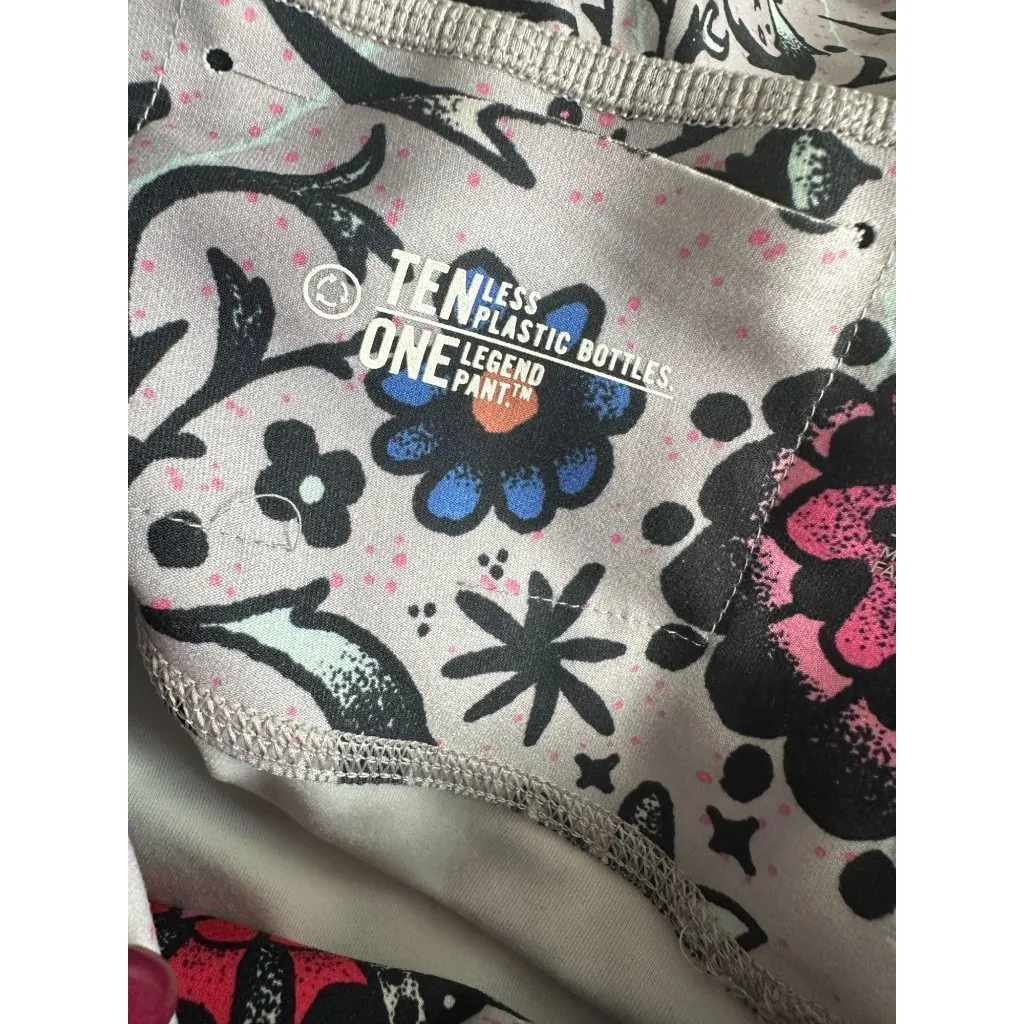 NIKE Women’s Drifit Floral Leggings Size Medium - Image 5