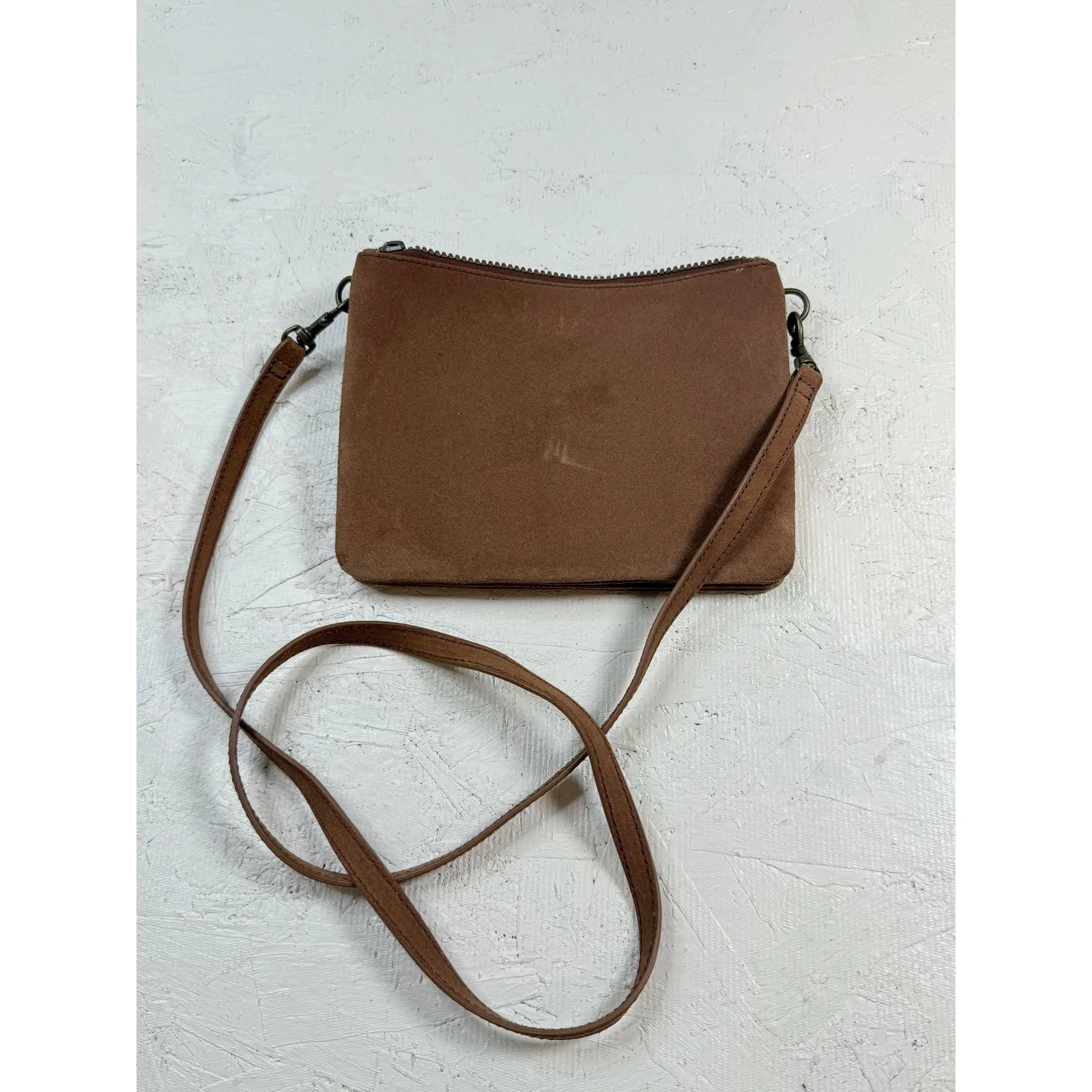 Pendleton VTG Suede Crossbody Bag Brown Leather Strap Zip Closure - Image 3