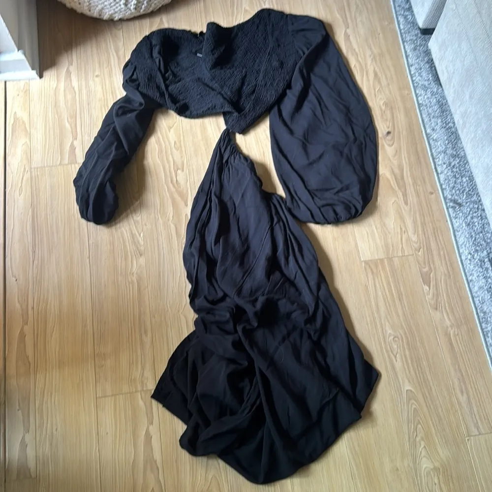 INDAH JULIE DRESS - Image 4