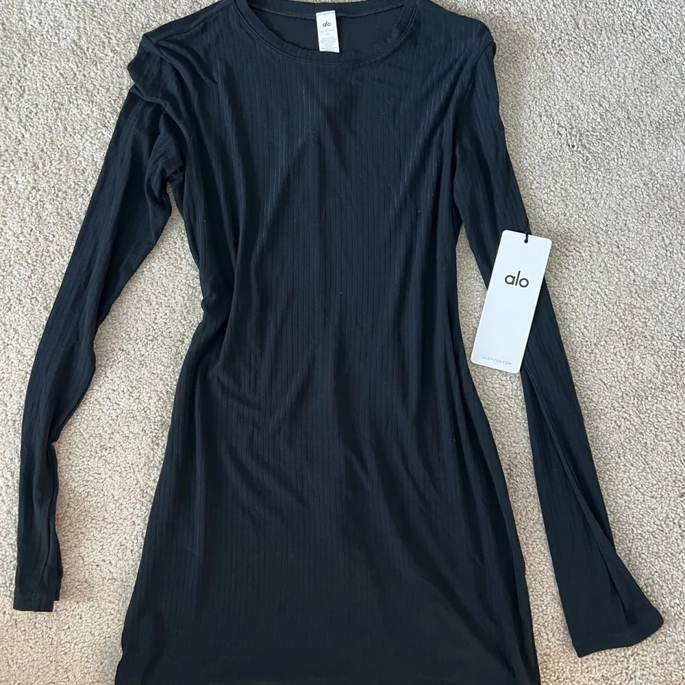 Alo Black Long Sleeve Top - Image 3