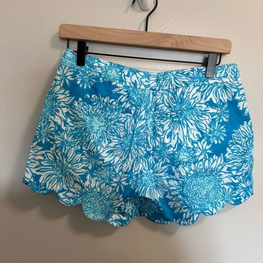 Lilly Pulitzer Buttercup Scallop Lion in the Sun‎ Short Blue White Floral Mini 0 - Image 2