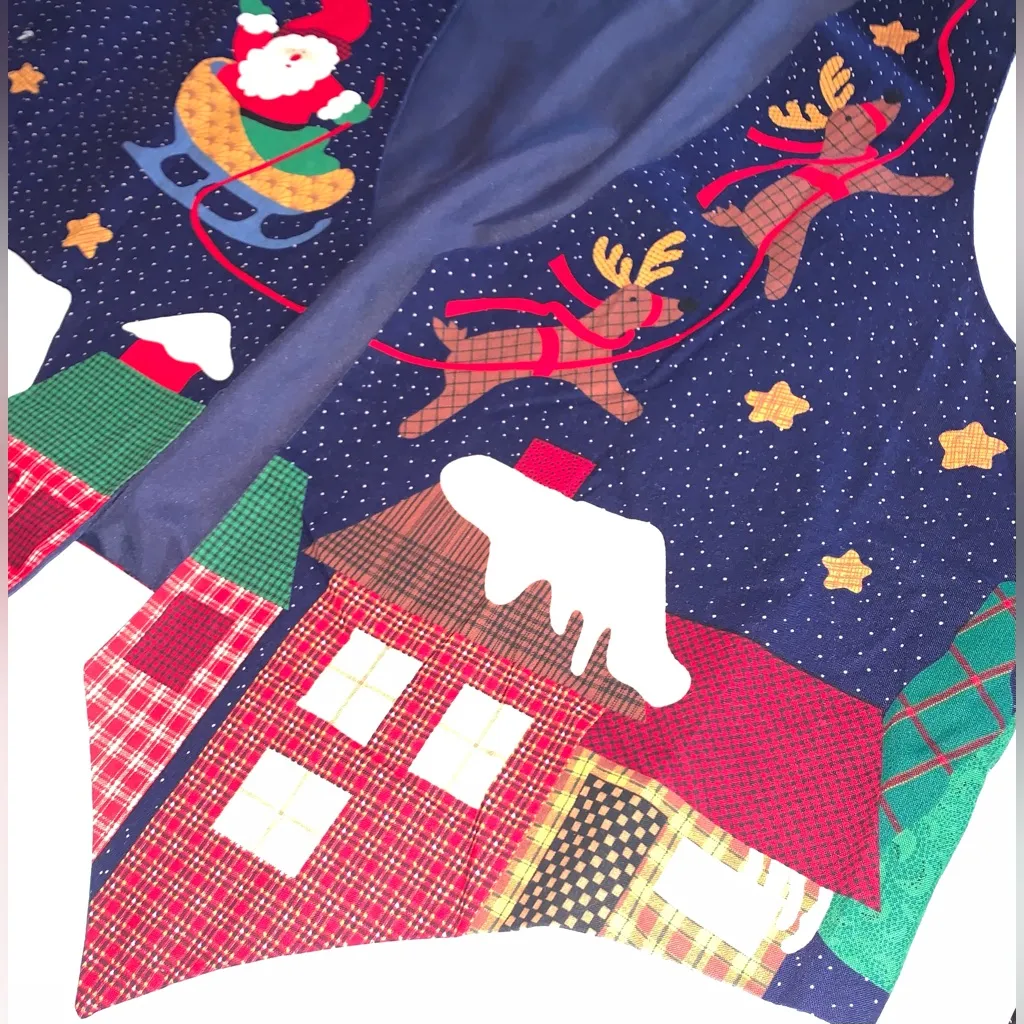 Festive Faux Patchwork Christmas Holiday Vest Santa Reindeer Snowy Village L/XL Blue - Image 6