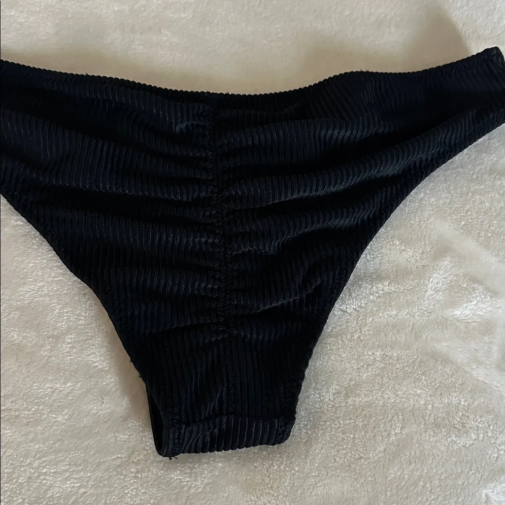 Shade & Shore Black Bikini with Leopard Print - Image 8