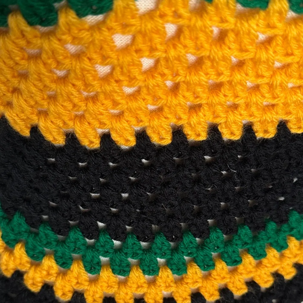 Handcrafted Unbranded Green Gold Black Strip Crop Crochet Tank Top New XL - Image 3