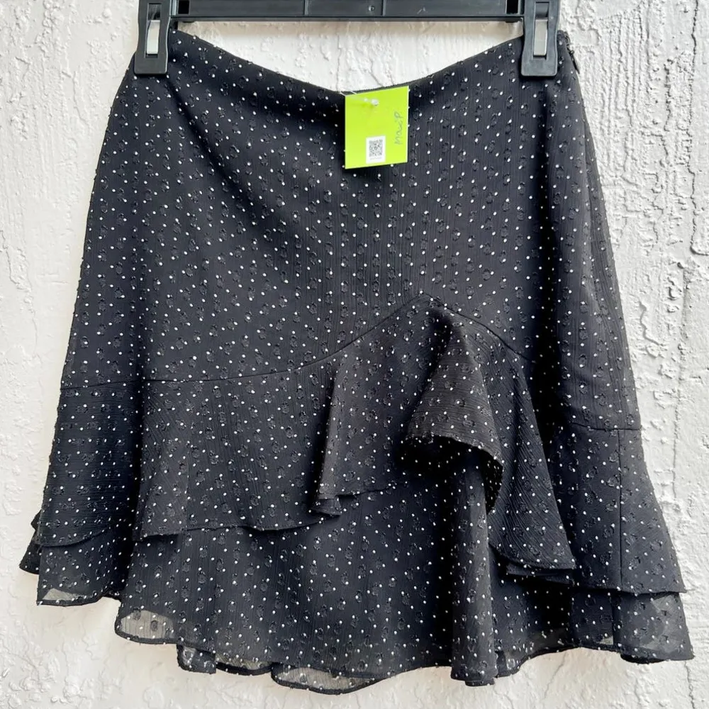 Club Monaco Textured Polka Dot Ruffle Hem A-Line Mini Skirt Black Womens Size 00 - Image 2