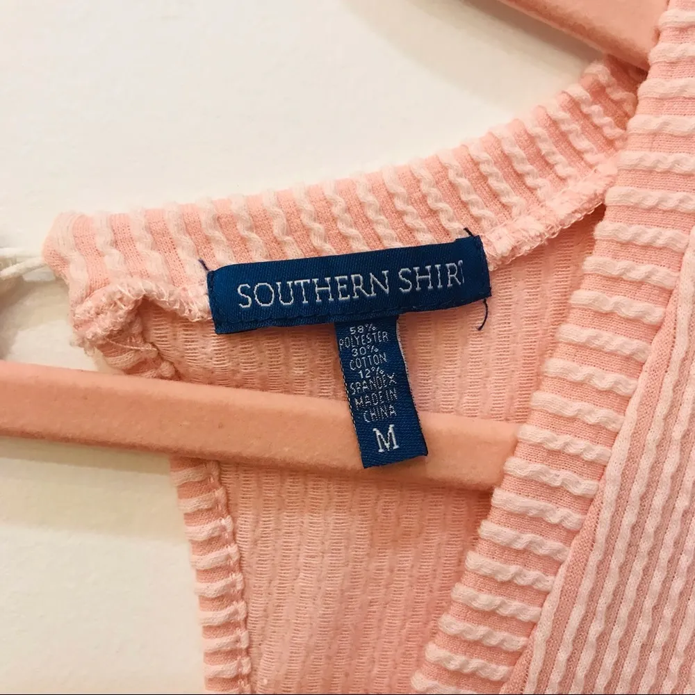 Southern Shirt pink white Romper “QUIT PLAYIN PLAYSUIT” sz Medium - Image 5