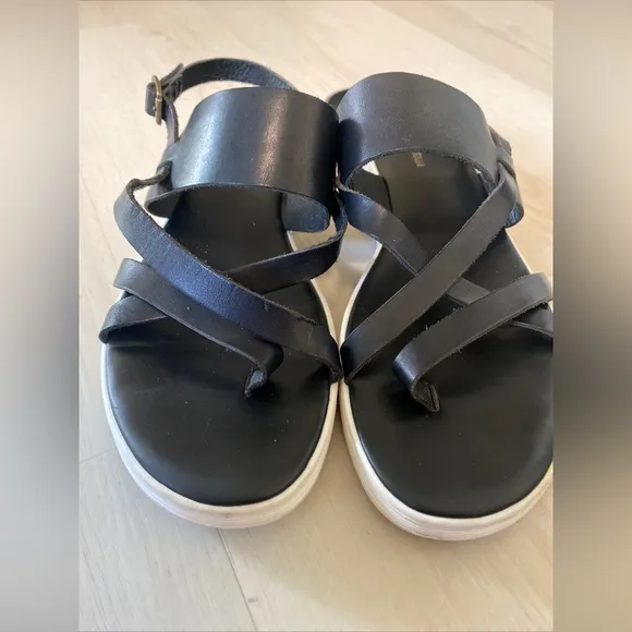 White Mountain Canal BLACK Leather Sandals size 10 - Image 2