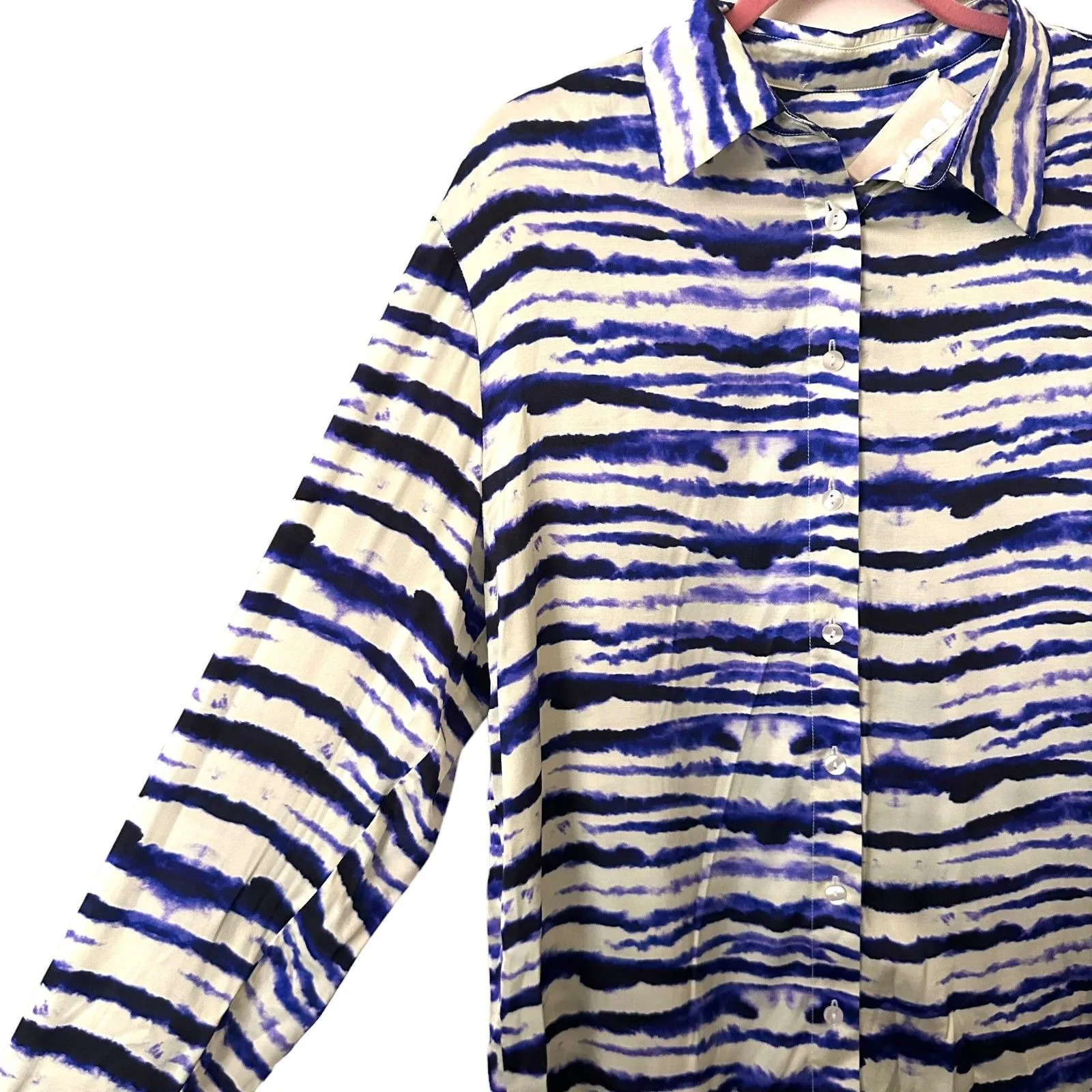 PIPPA THE LABEL‎ Samy Button Down Top in Zuri Sz Small Purple - Image 4