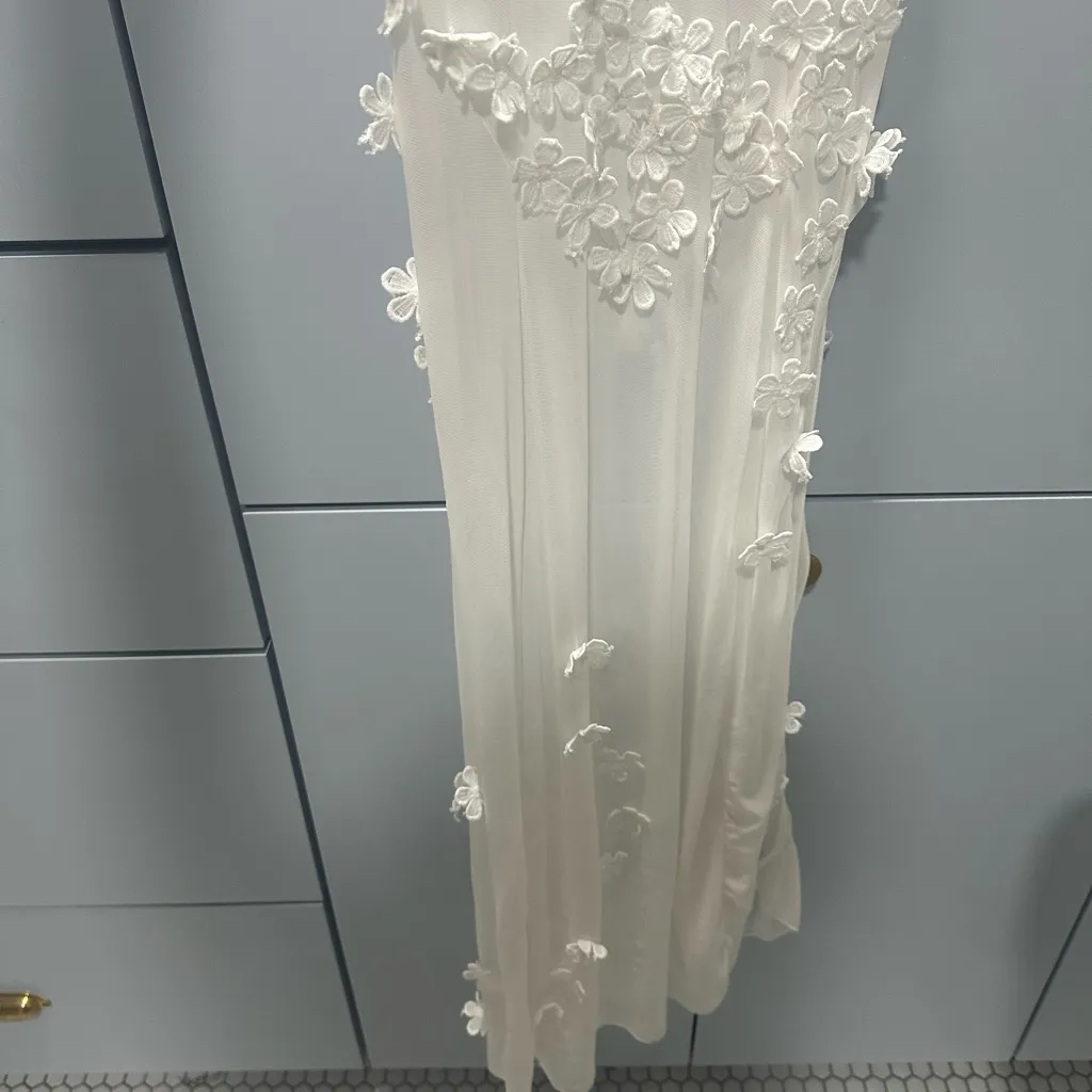 Floral Lace Swimsuit coverup White - Image 4