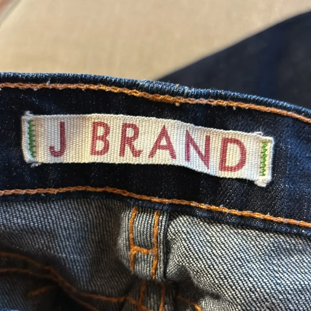 J Brand Women's Pencil Leg Jeans, color is ink, Size 29 - Image 4