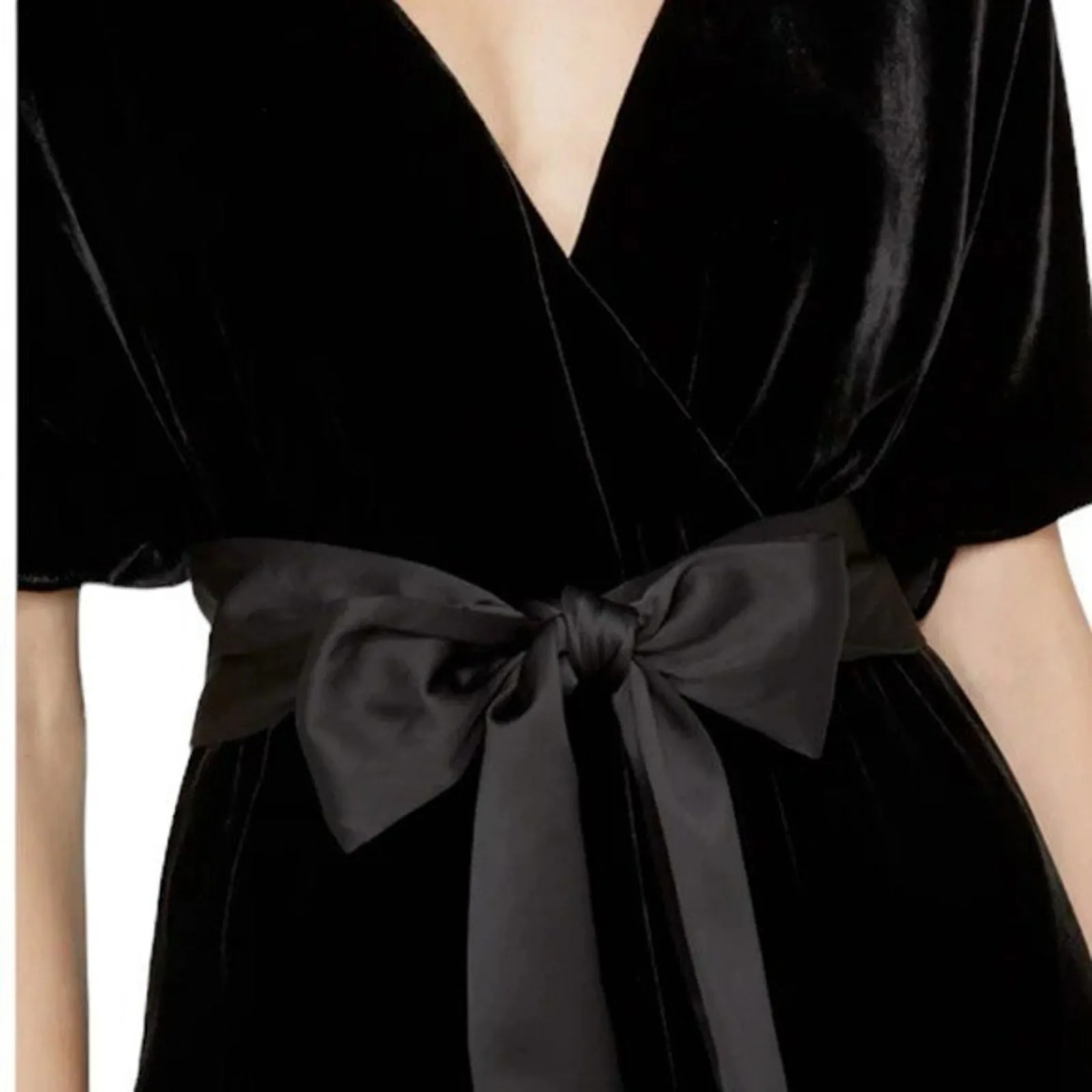 Alice and Olivia - Breanna Wrap Jumpsuit with Satin Belt Sz 8 - Image 4
