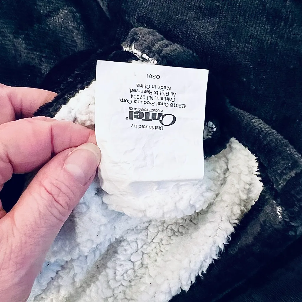 Huggle Blanket Hoodie ULTRA PLUSH Sherpa Lined ONE SIZE Navy Blue WARM COZY - Image 5