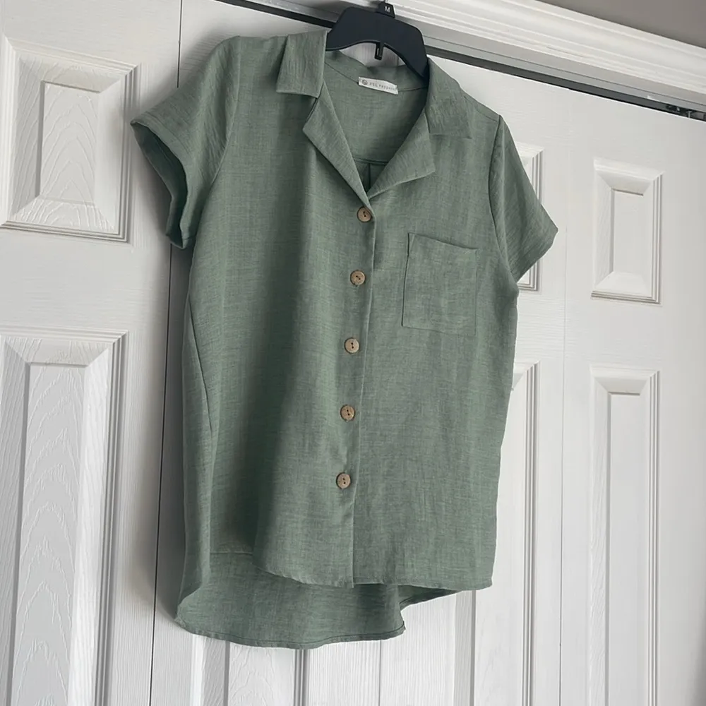 FSL Apparel Seafoam Green Button Down Linen - Image 7
