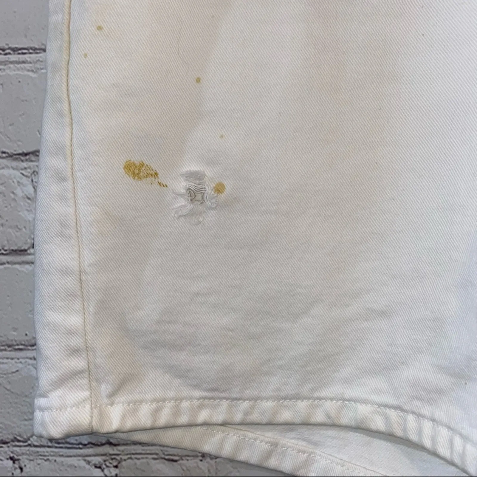 Levi’s White Distressed Long Denim Shorts - Image 4