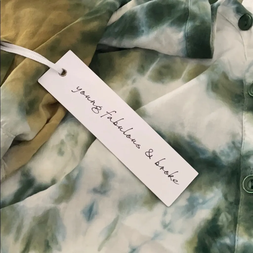 NWOT Young Fabulous & Broke Tie Dye Flutter Sleeve Top - Image 4