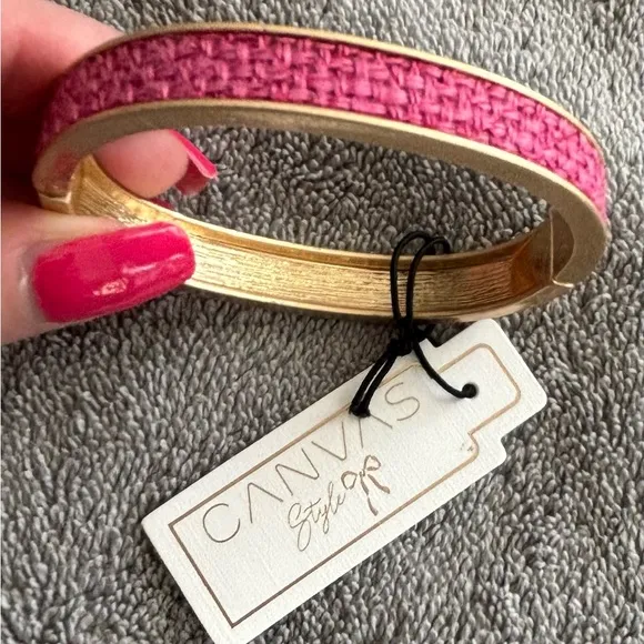 NWT CANVAS Danielle Pink Raffia Hinge Bangle - Image 2