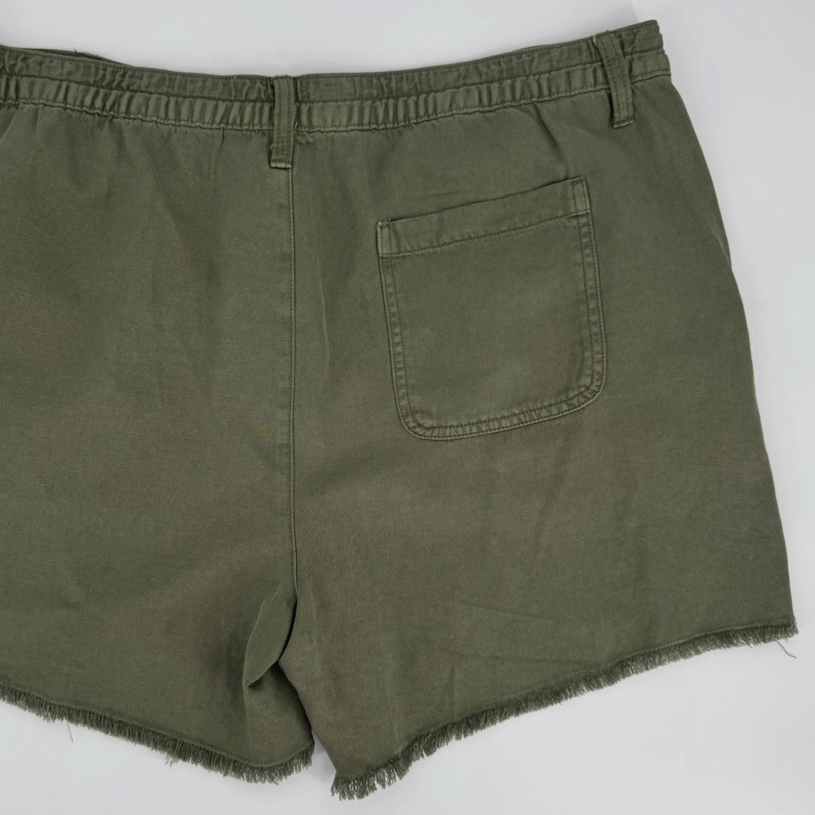 NEW Aerie Adventure Shorts XL Green Utility Raw‎ Hem Elastic Waist Comfortable - Image 8
