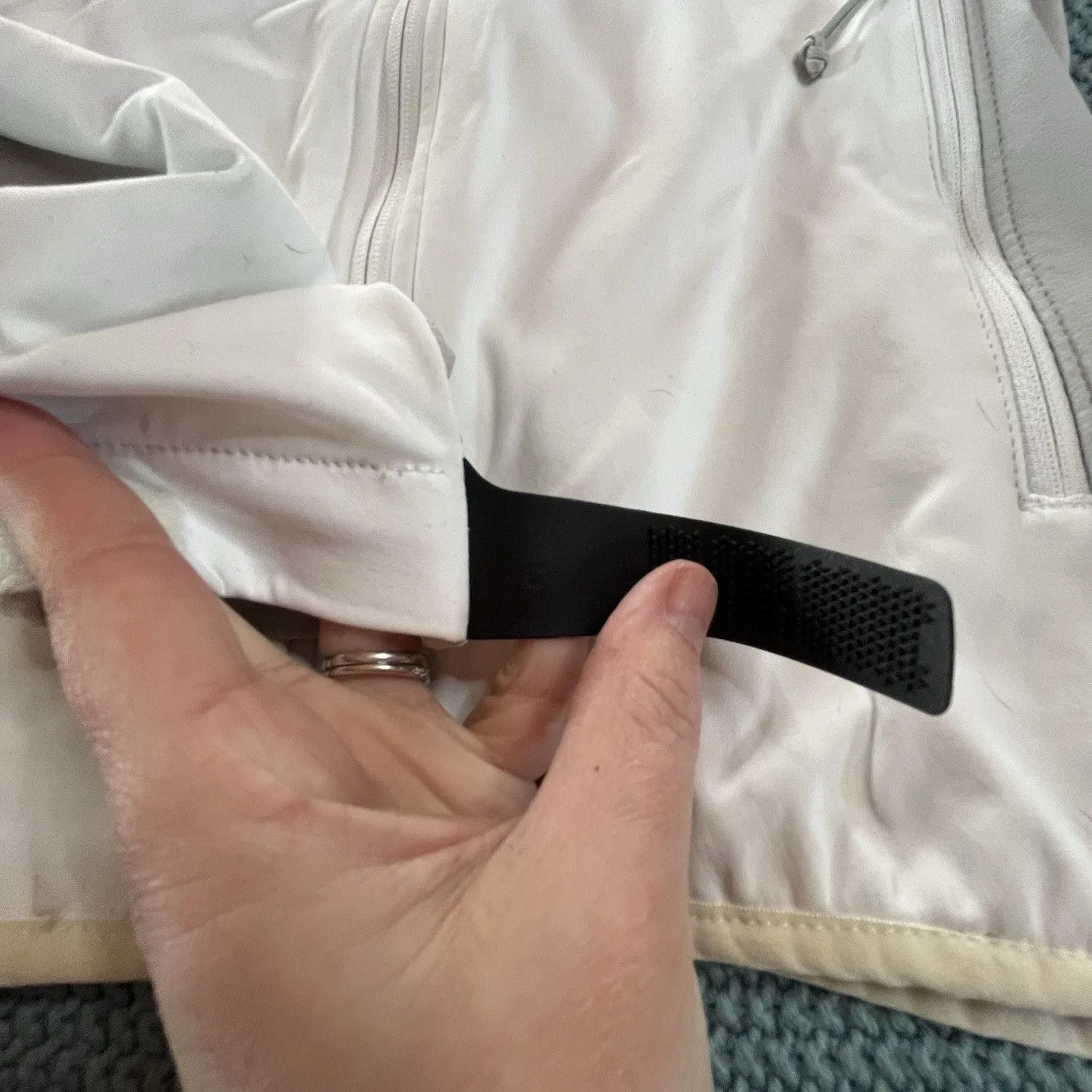 The North Face  Women's Soft Shell Jacket White Gray Size S Windstopper EUC - Image 8