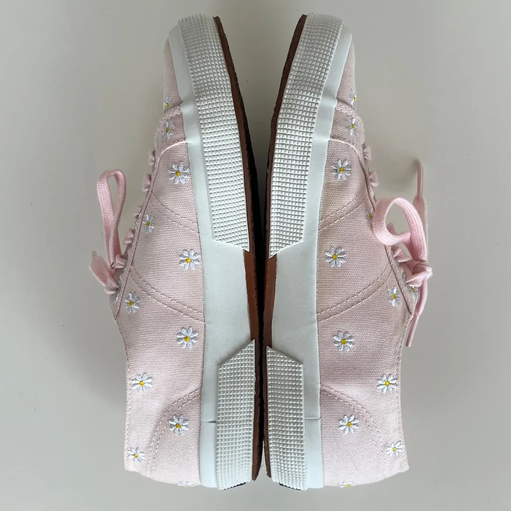 Superga Sneakers Pink with White Embroidered Daisies Women's Size 8 EU 39 - Image 6