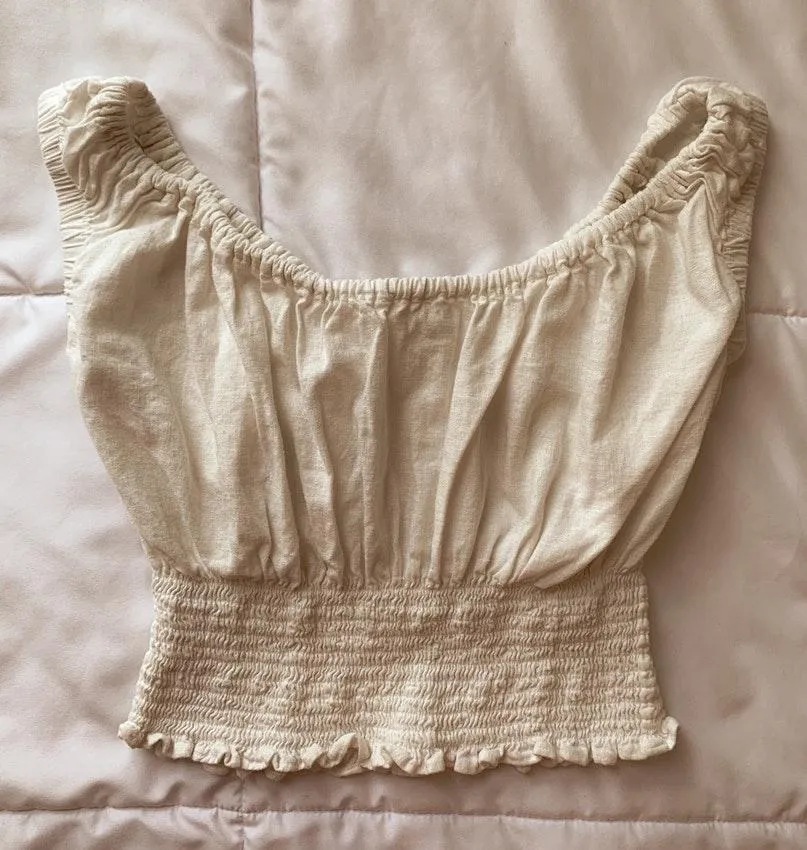 Brandy Melville Crop Top - Image 5