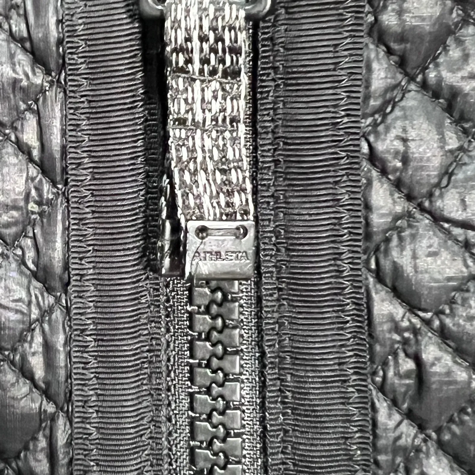 Athleta Women's Black Quilted Hooded Jacket Coat Puffer 1X Plus Size Fall Winter - Image 9