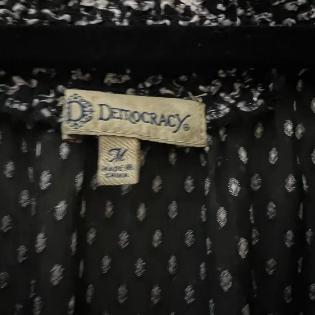 Democracy Black and White Polka Dot Peasant Blouse Size M - Image 4