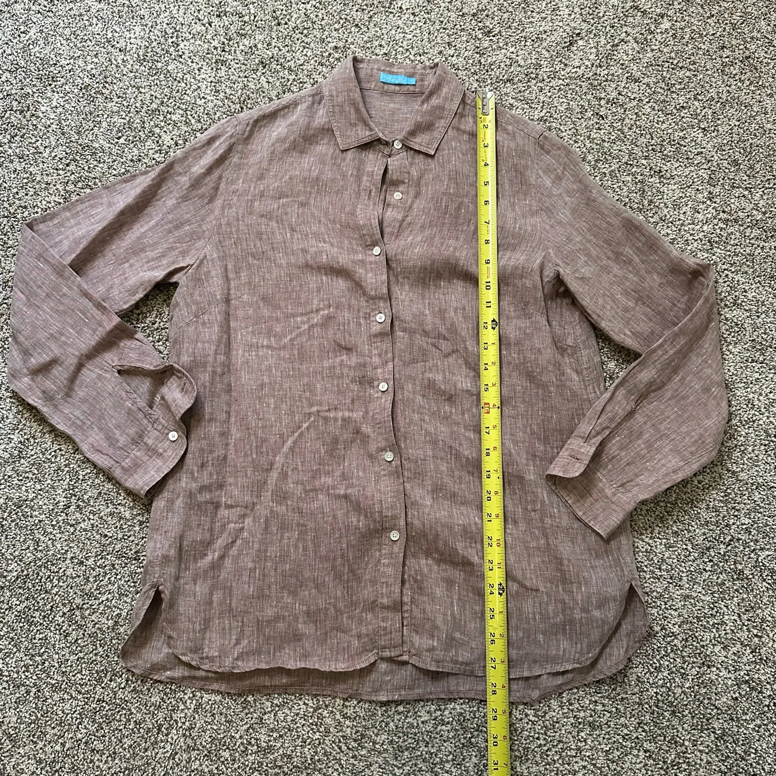J. McLaughlin  light brown linen button down top size M - Image 9
