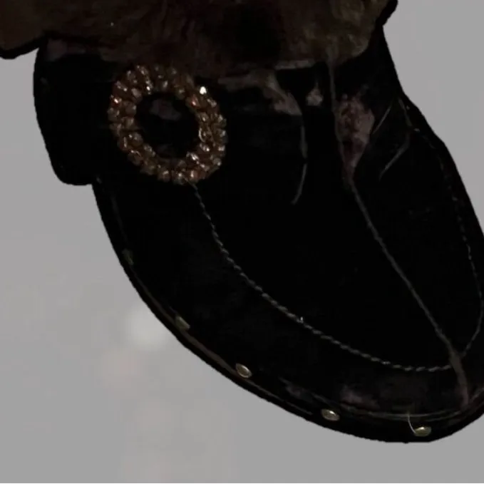 Women's Chocolate Brown Suede Fur Lined Clogs with Buckle Size 8 - Image 6