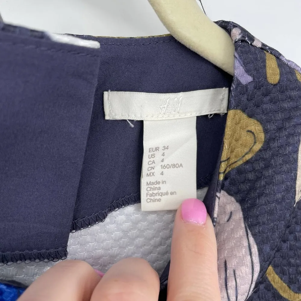 H&M Blue Kitty Cat Retro Novelty Print Cropped Boxy Cut 3/4 Sleeve Blouse Size 4 - Image 6