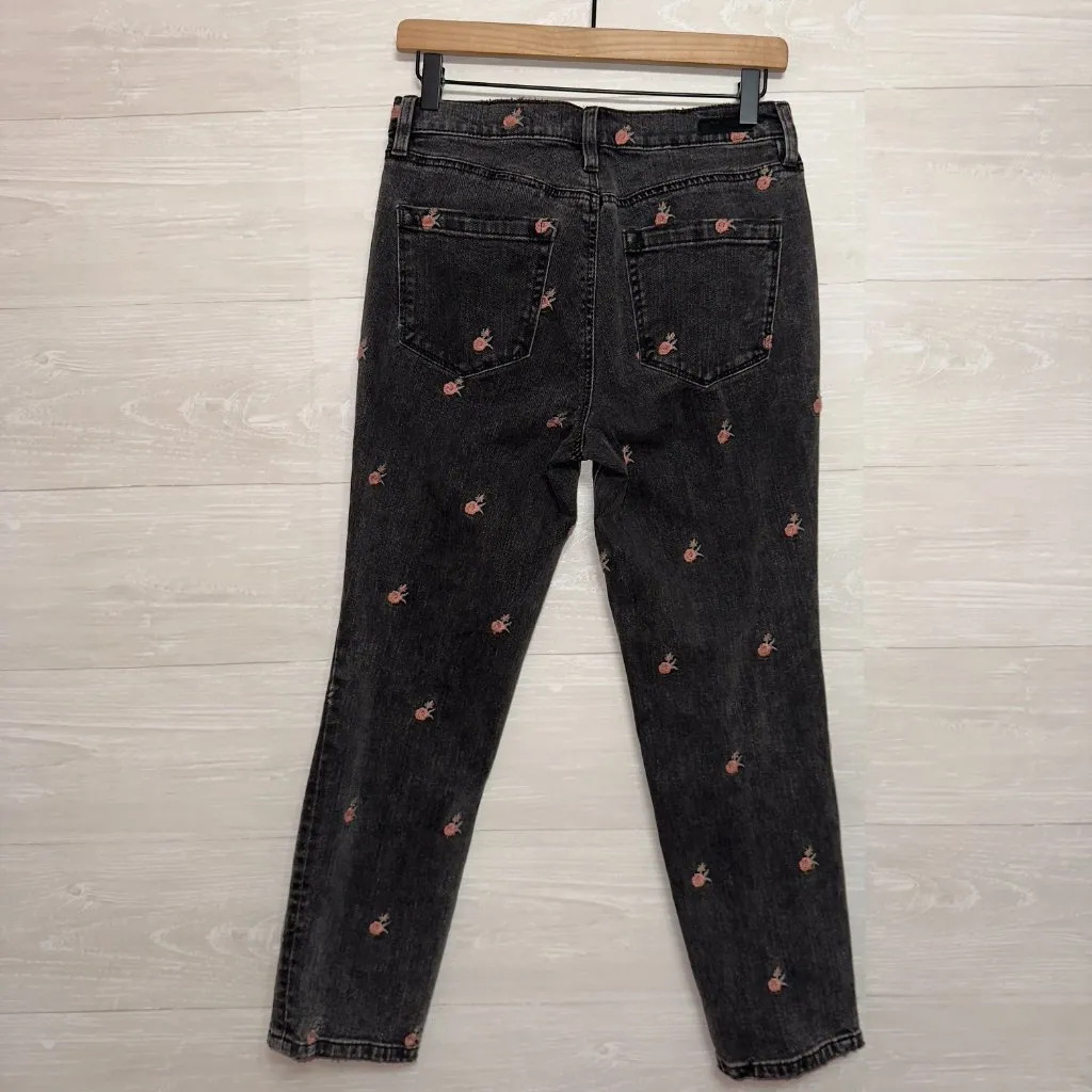 BlankNYC Women's Size 27 Black Floral Print The Madison High Rise Crop Jeans - Image 7