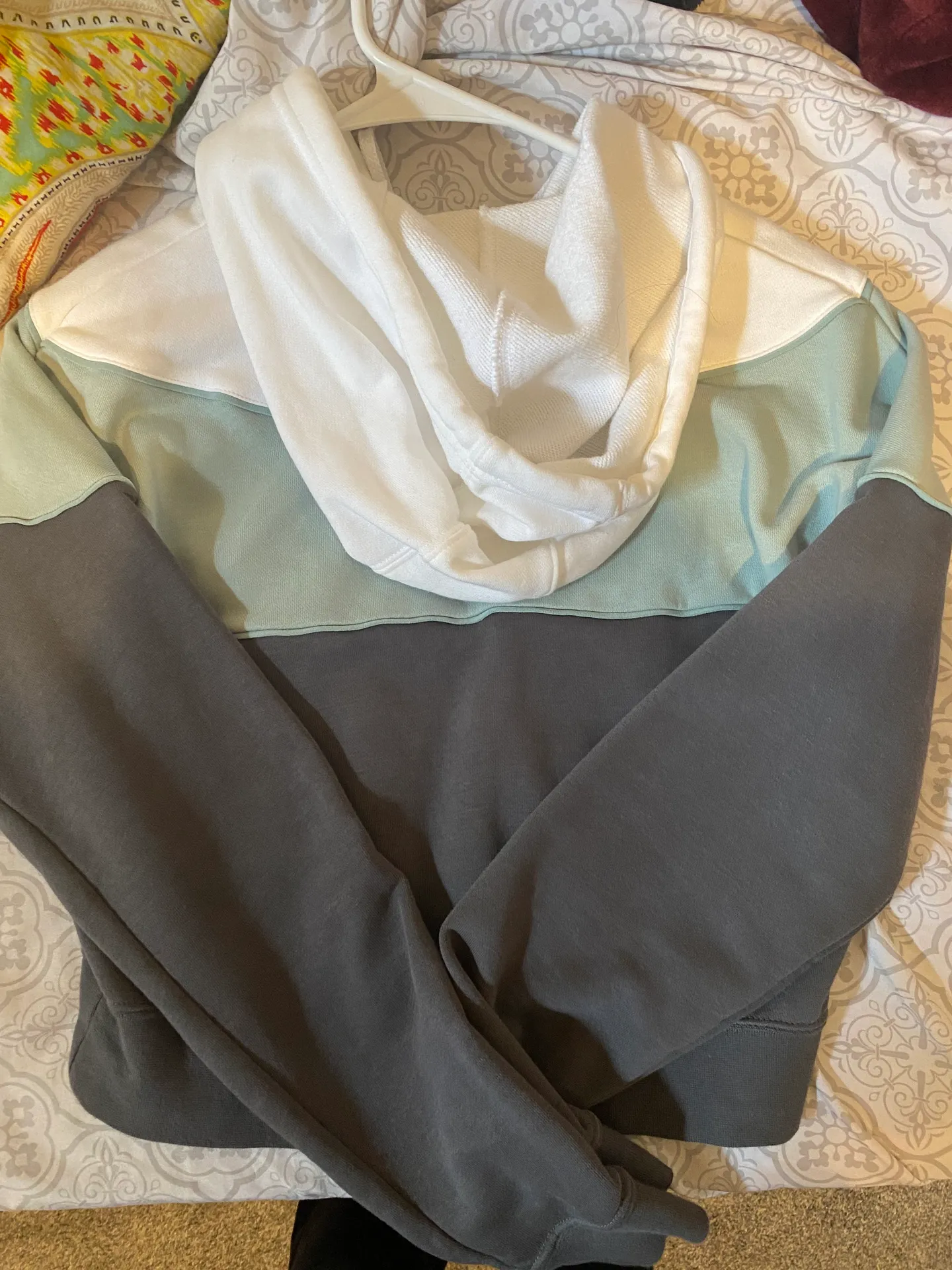 Nike Hoodie - Image 3