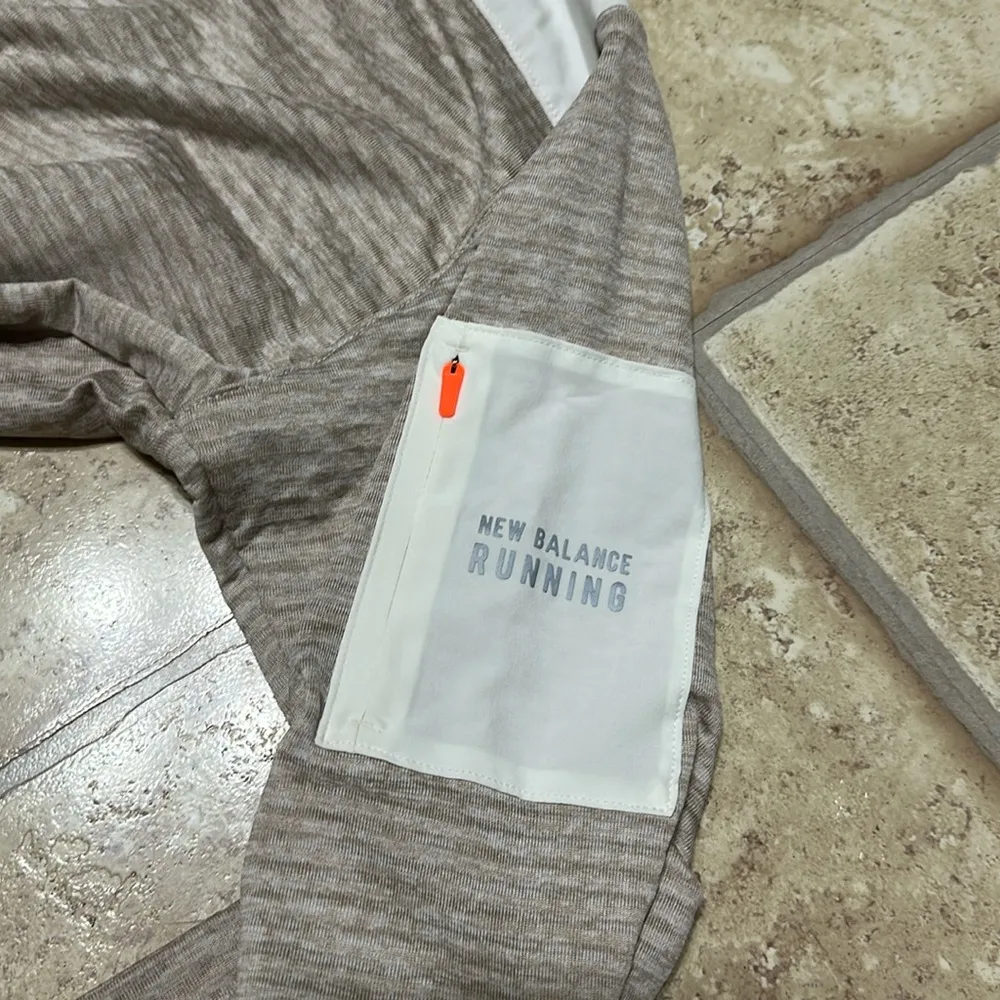 New Balance New York City Marathon Heat Grid Long Sleeve Shirt, Beige, Large - Image 5