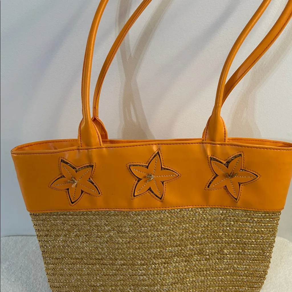 Bath & Body Works Orange Starfish Straw Shoulder Bag - Image 2