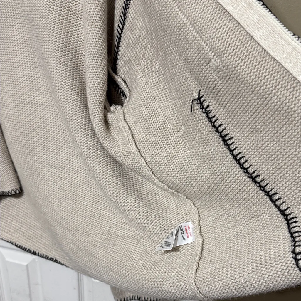 BDG Cream and Black Hooded Cardigan - Image 11