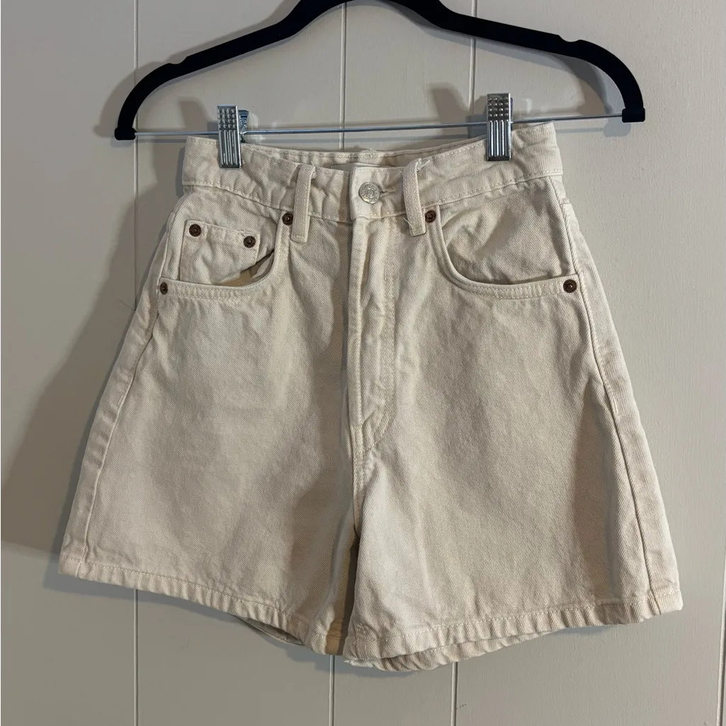 Zara Cream Denim Mom Shorts - Image 3