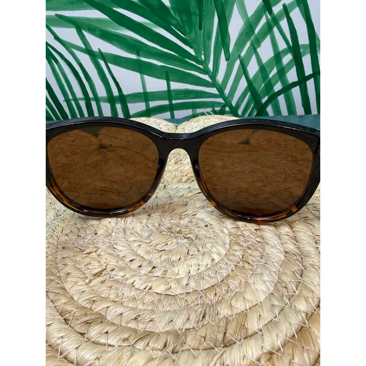 Foster Grant Women's Brown Tortoise Shell Sunglasses - Image 3