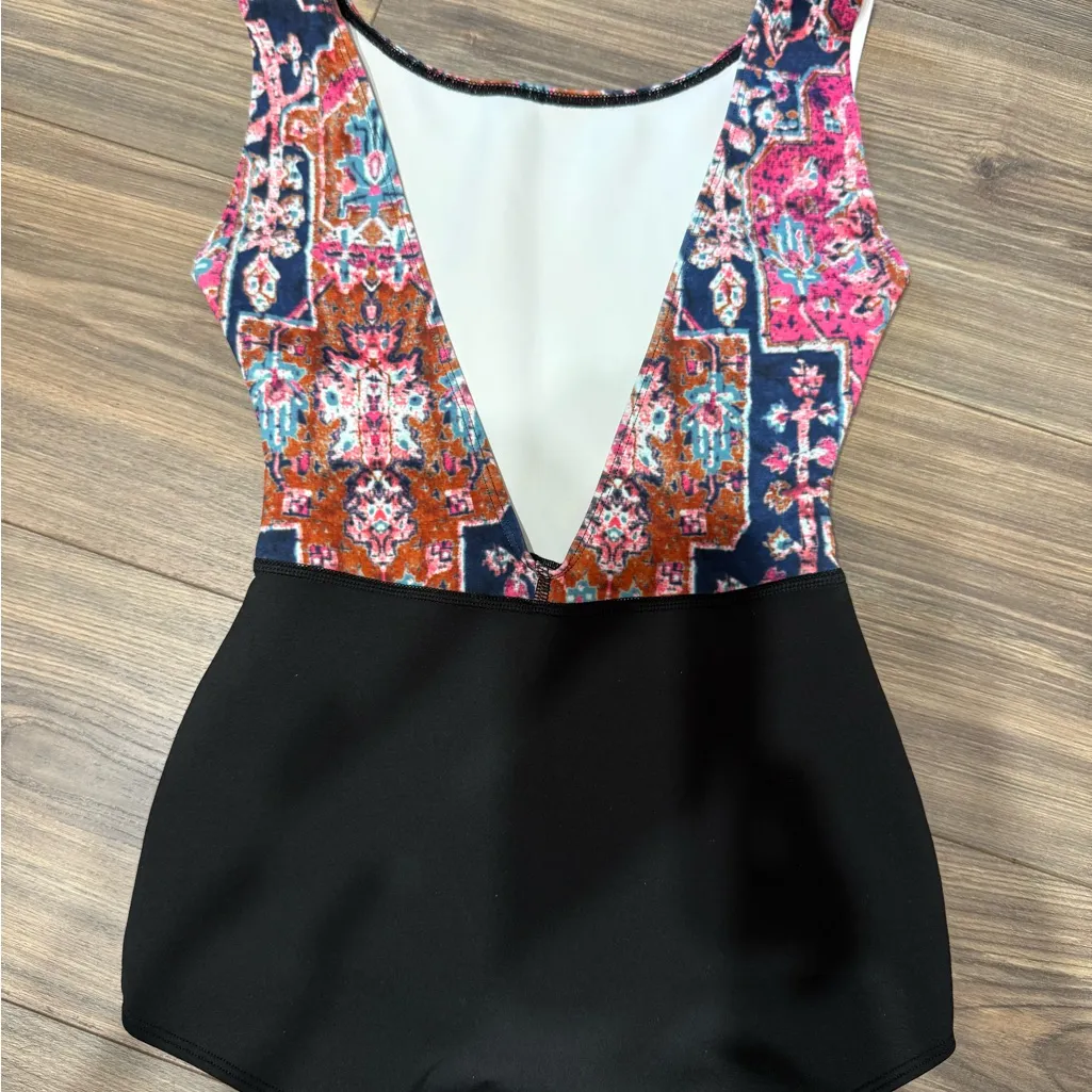 NWOT Free People Seea Black and White Swimsuit with Colorful Accents Pink Size XS - Image 7