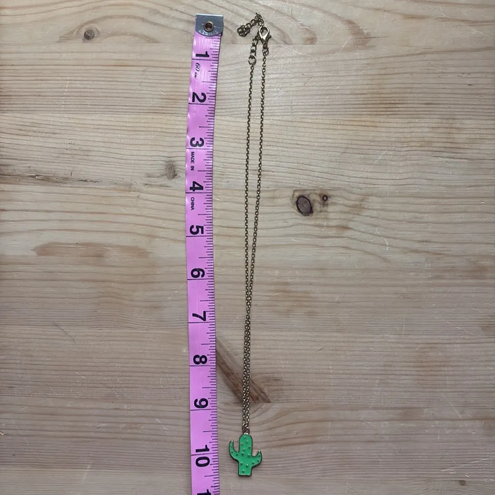 Cute Cactus Necklace 🌵 Gold - Image 4