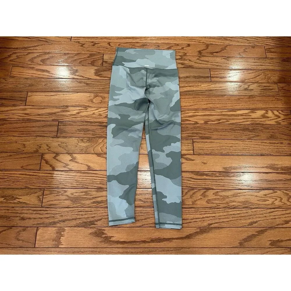 Aerie Green Camo Leggings Medium M - Image 3