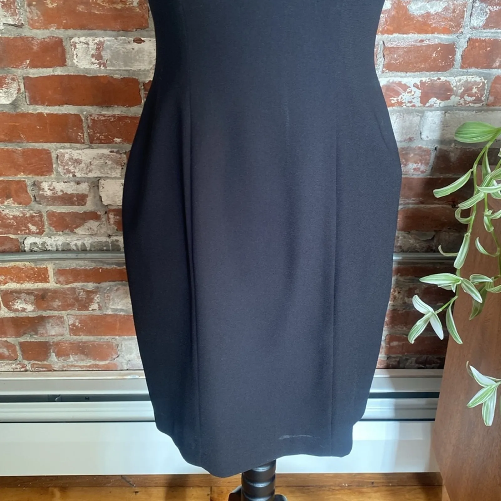 Vintage MariAnna Pleated Sheath Dress Cocktail Black Cream Lined LBD Size 6 - Image 3
