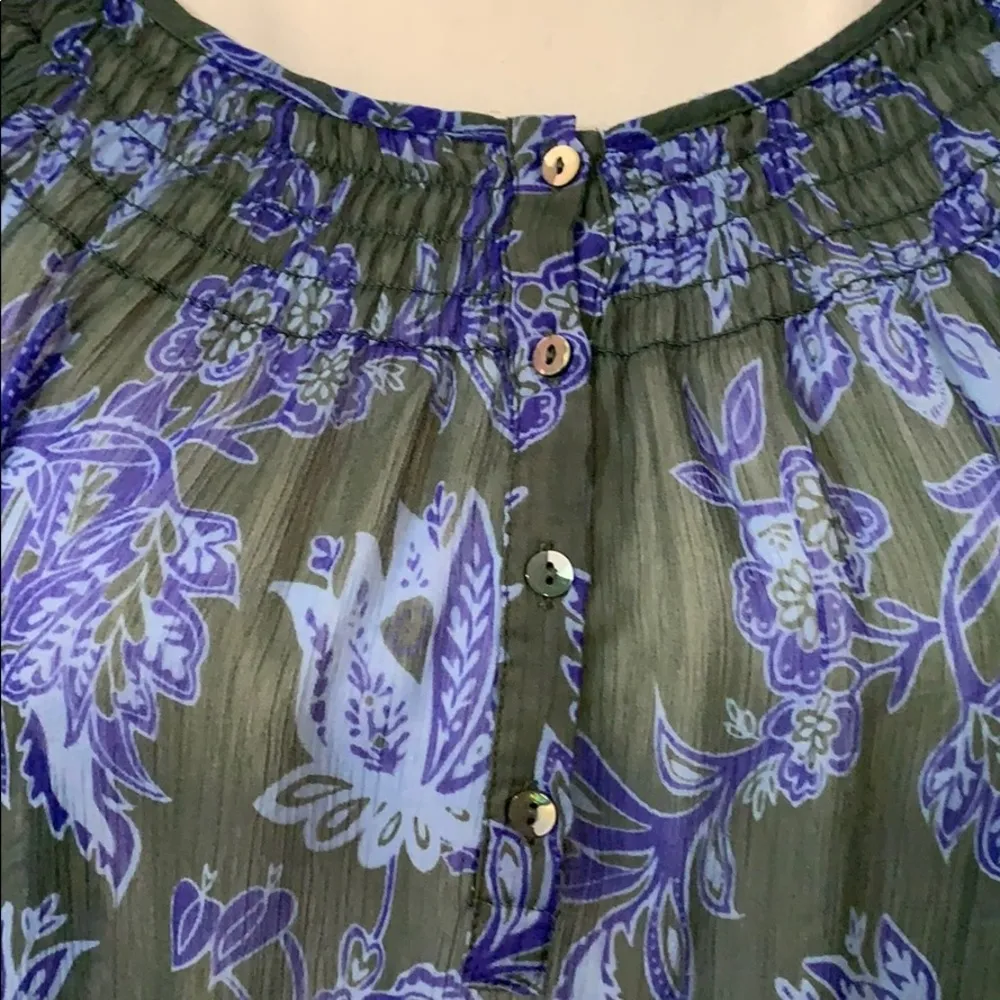 Joe Fresh-Smocked Paisley Peasant Top EUC - Image 2