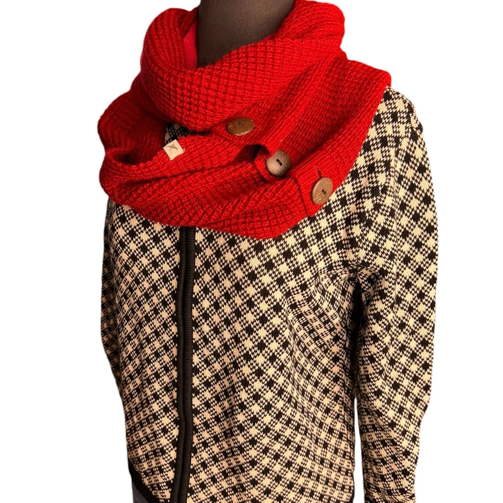 Eddie Bauer Red Tight Knit Infinity Scarf- Wood-look Button Detail Christmas - Image 3
