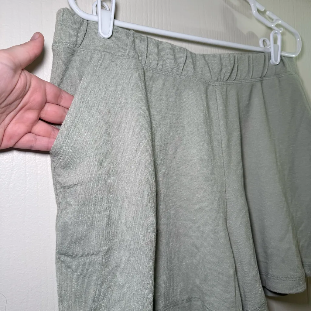 Koolaburra Ugg Green Lounge Shorts Size L - Image 3